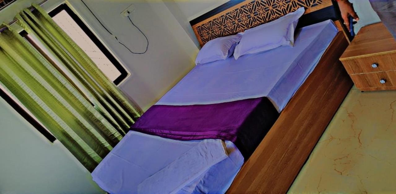 Glamour Palace Hotel Gaya Eksteriør billede